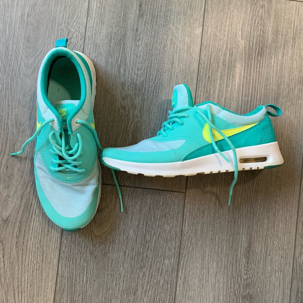 Nike women shoes